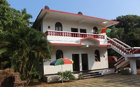 Lobo Guest House
